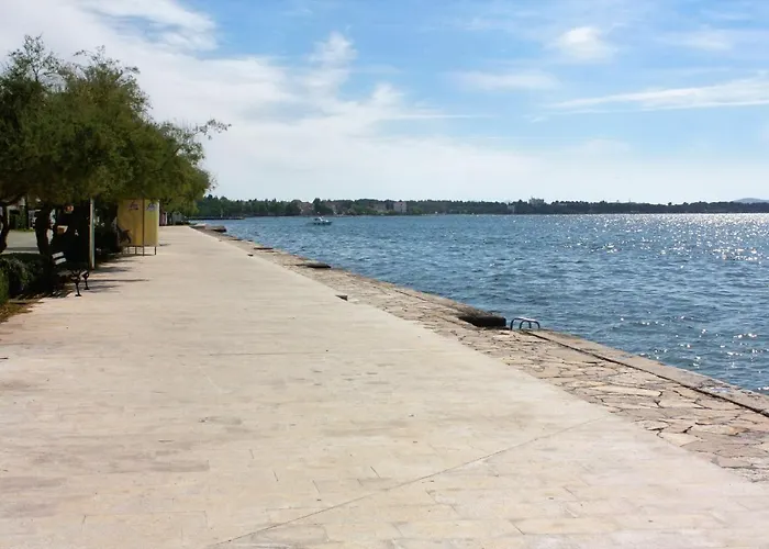 By The Sea - Diklo, - 5926