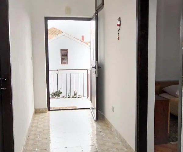 By The Sea - Diklo, - 5926