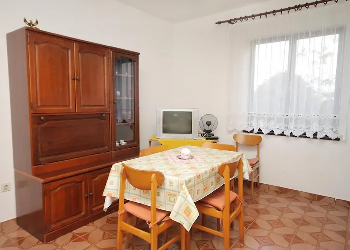 By The Sea - Diklo, - 5926